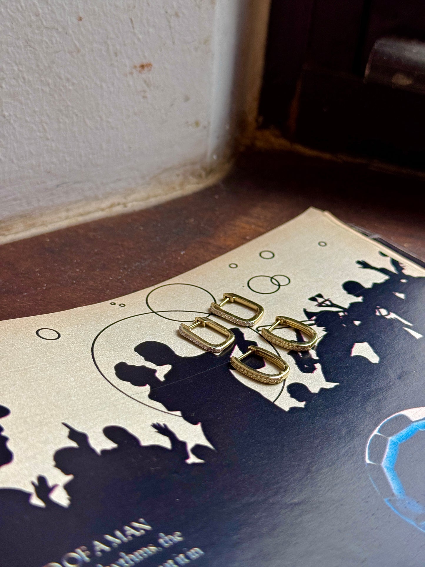 THE MINI DIAMONDS HOOP (single)