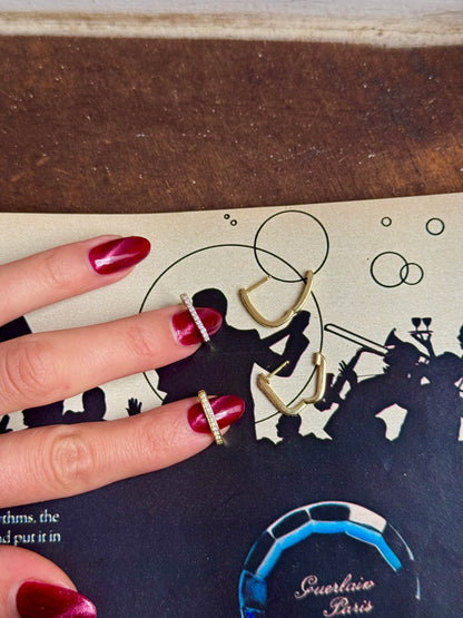 THE MINI DIAMONDS HOOP (single)