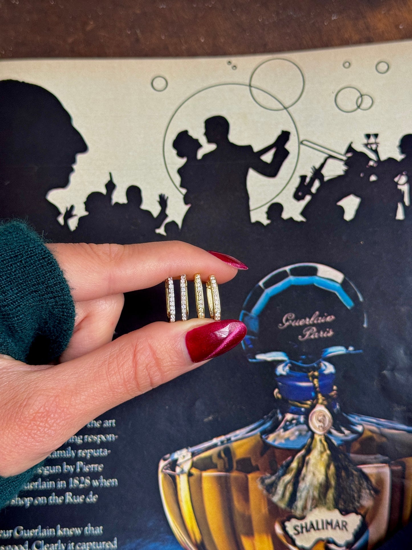 THE MINI DIAMONDS HOOP (single)