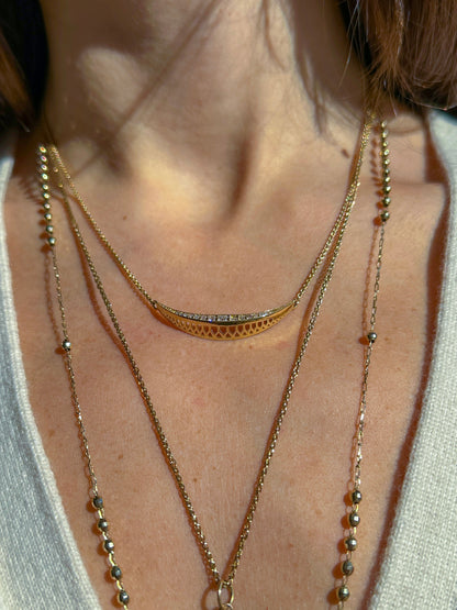 THE CRESCENT NECKLACE